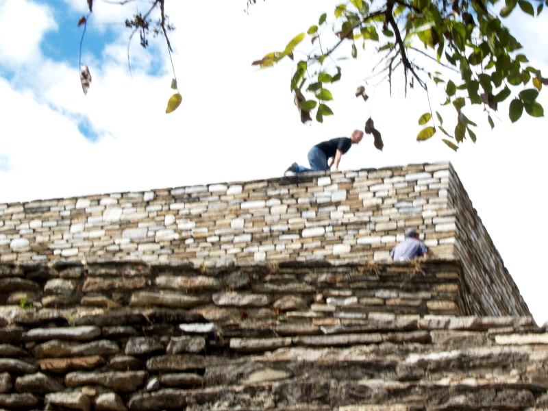 Ben escalar, Mixto Viejo, Guatemala, January 11, 2006