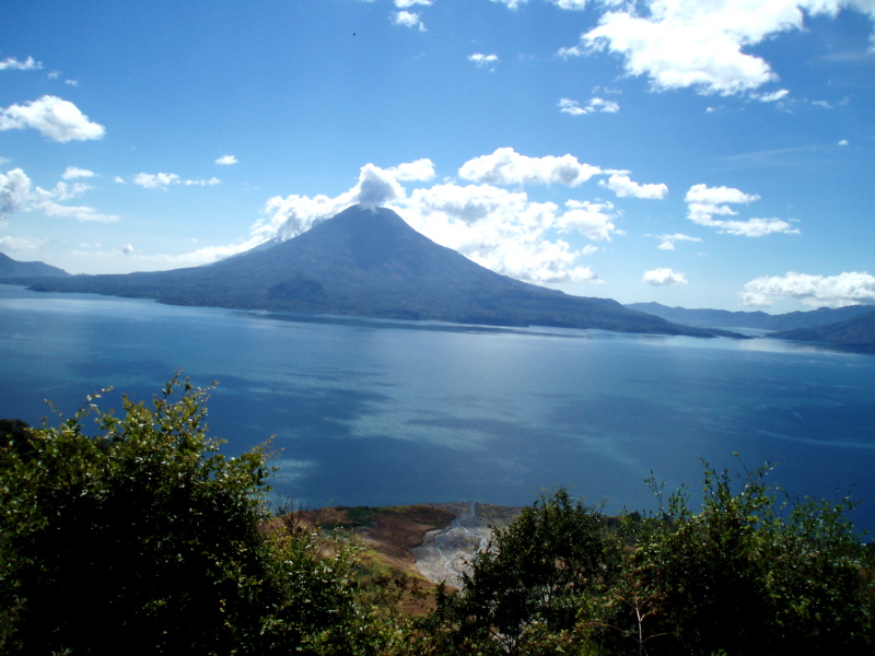 Lago Atitln, Guatemala, January 12, 2006