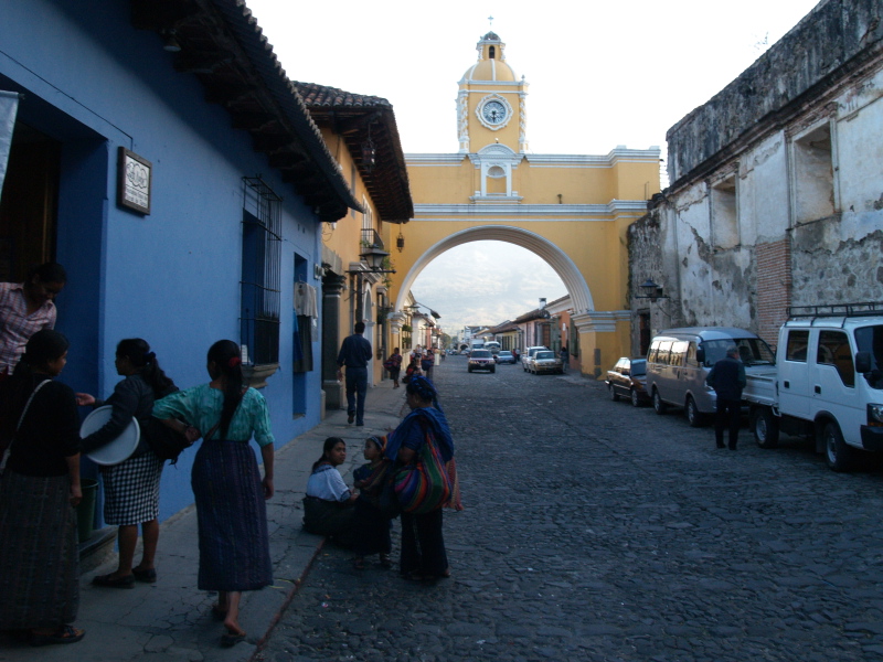 5a Avenida, Antigua, Guatemala, January 12, 2006